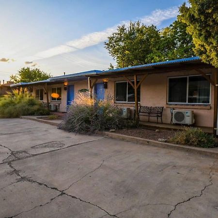 Cozy Adventure Pad Near Downtown - Rose Tree 2 Villa Moab Exterior photo