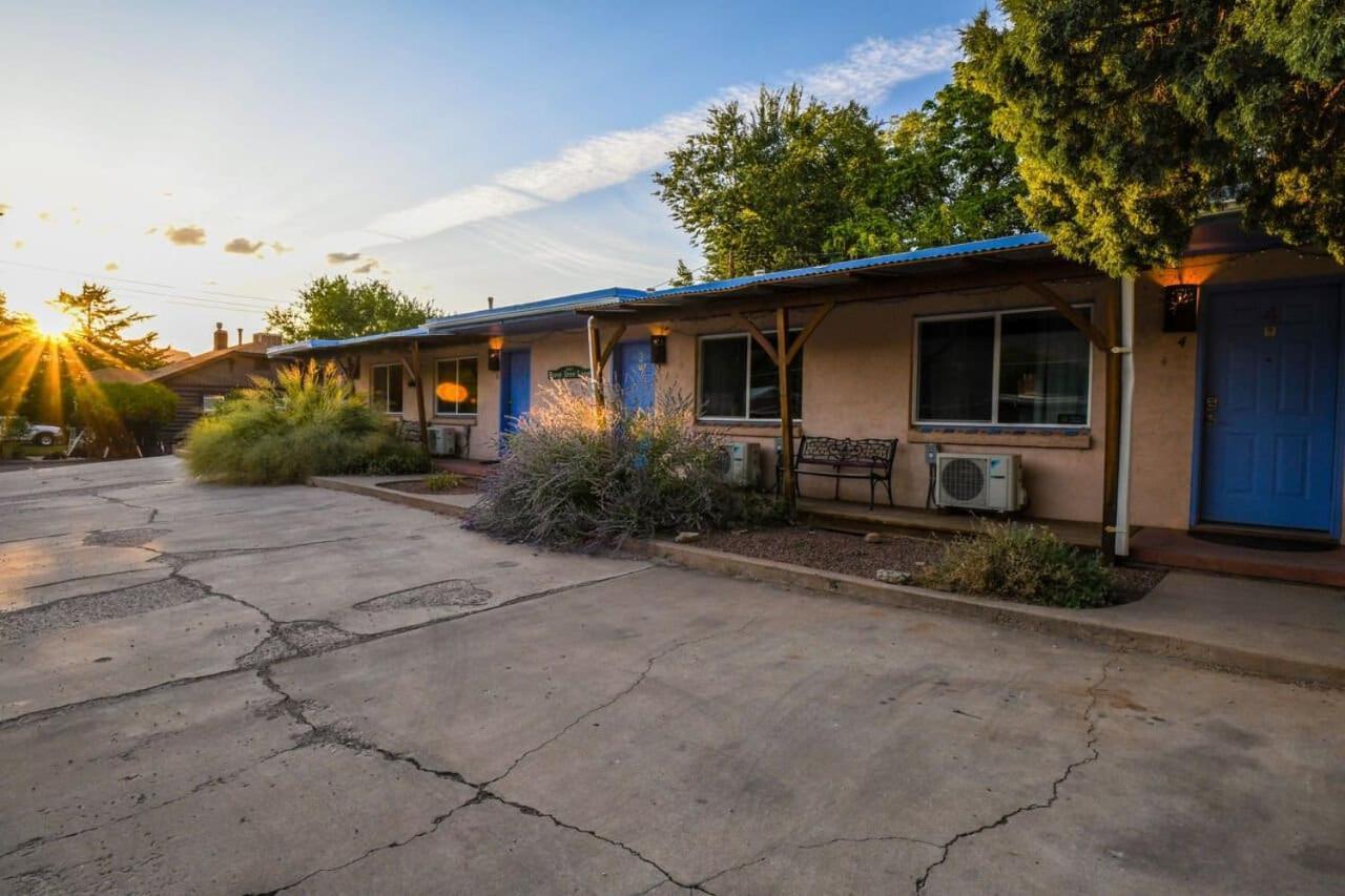 Cozy Adventure Pad Near Downtown - Rose Tree 2 Villa Moab Exterior photo